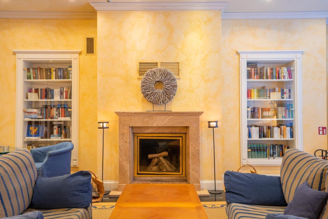 Grand Hotel Остзебад Бинц Екстериор снимка Library