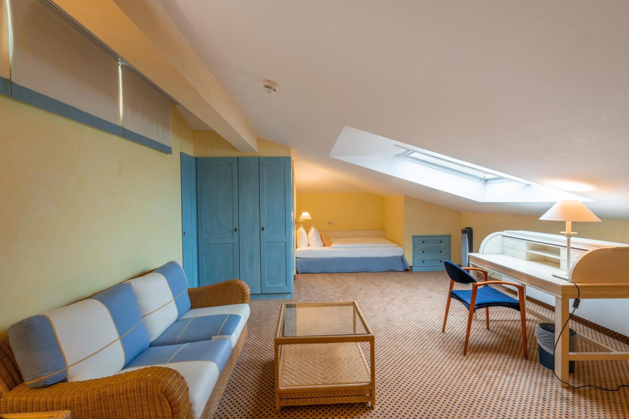 Grand Hotel Остзебад Бинц Екстериор снимка A room at the hotel